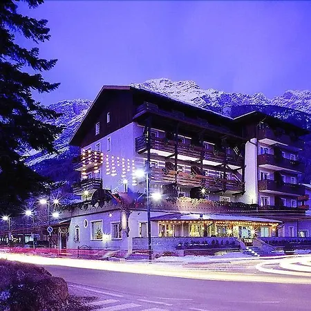 Szálloda Dei Pini 4*