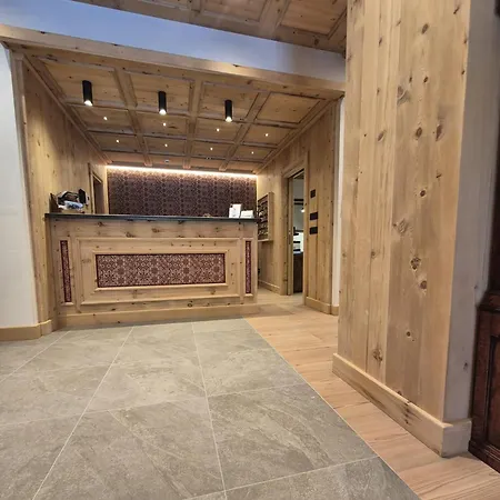 Dei Pini Hotel 4*