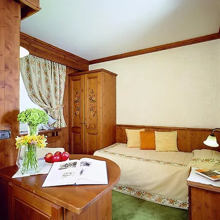 Otel Dei Pini 4*